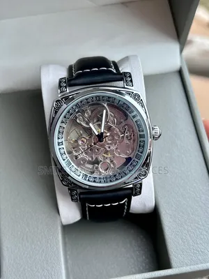 Sliver Chrome Men's Cartier Wrist Mechanical Time Piece at Discount
