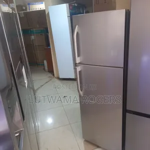 Hisense Fridge 328ltrs