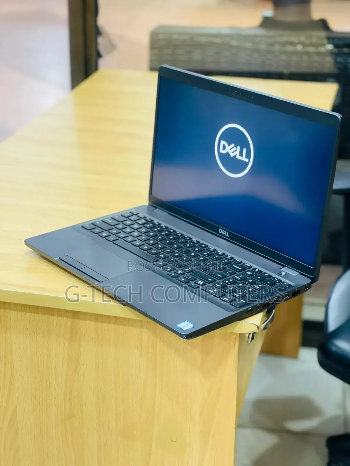 New Laptop Dell Precision 3541 8GB Intel Core i7 SSHD (Hybrid) 256GB