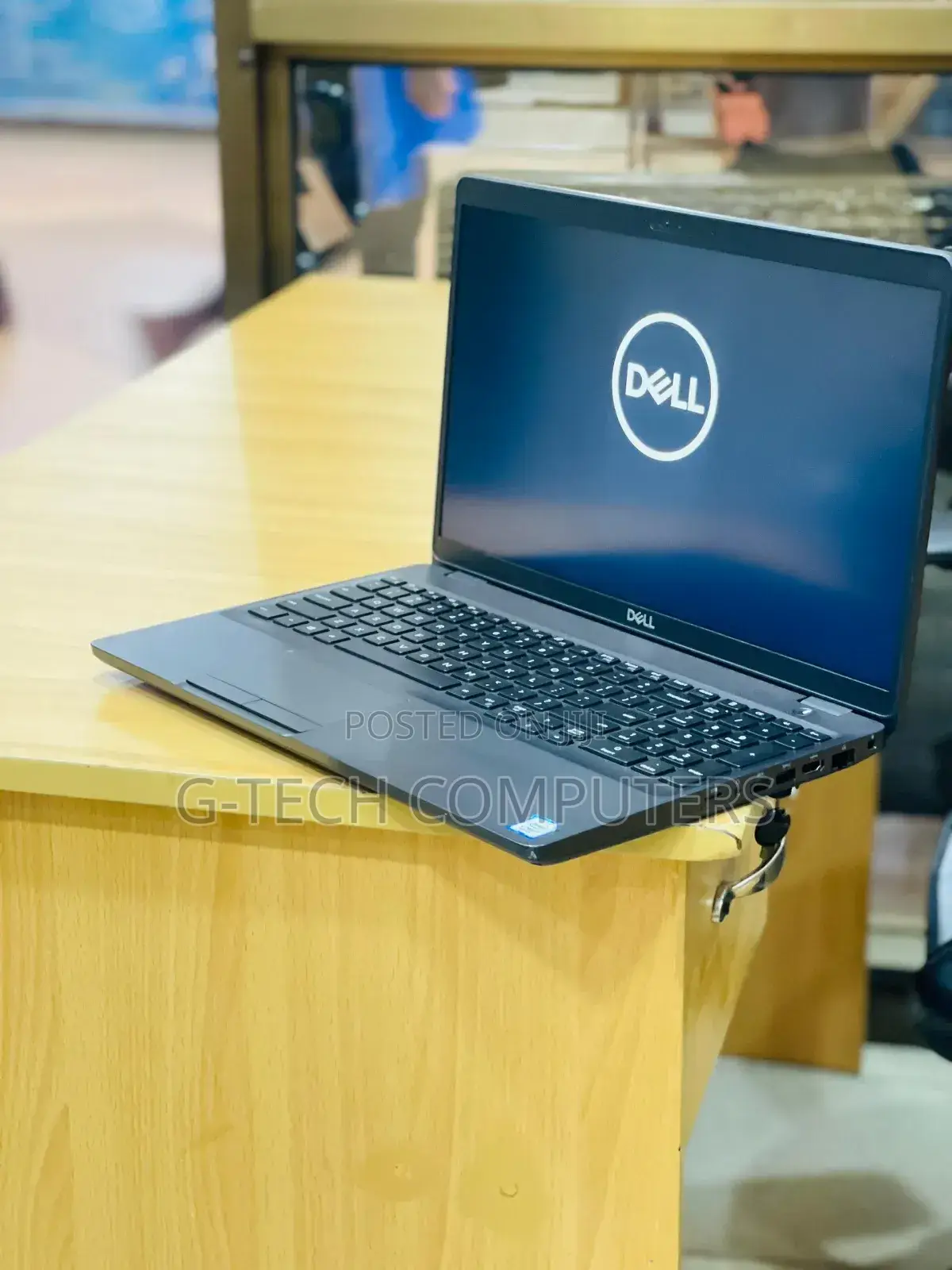 New Laptop Dell Precision 3541 8GB Intel Core i7 SSHD (Hybrid) 256GB