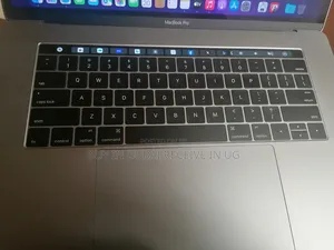Laptop Apple MacBook Pro 2016 16GB Intel Core i7 SSD 512GB