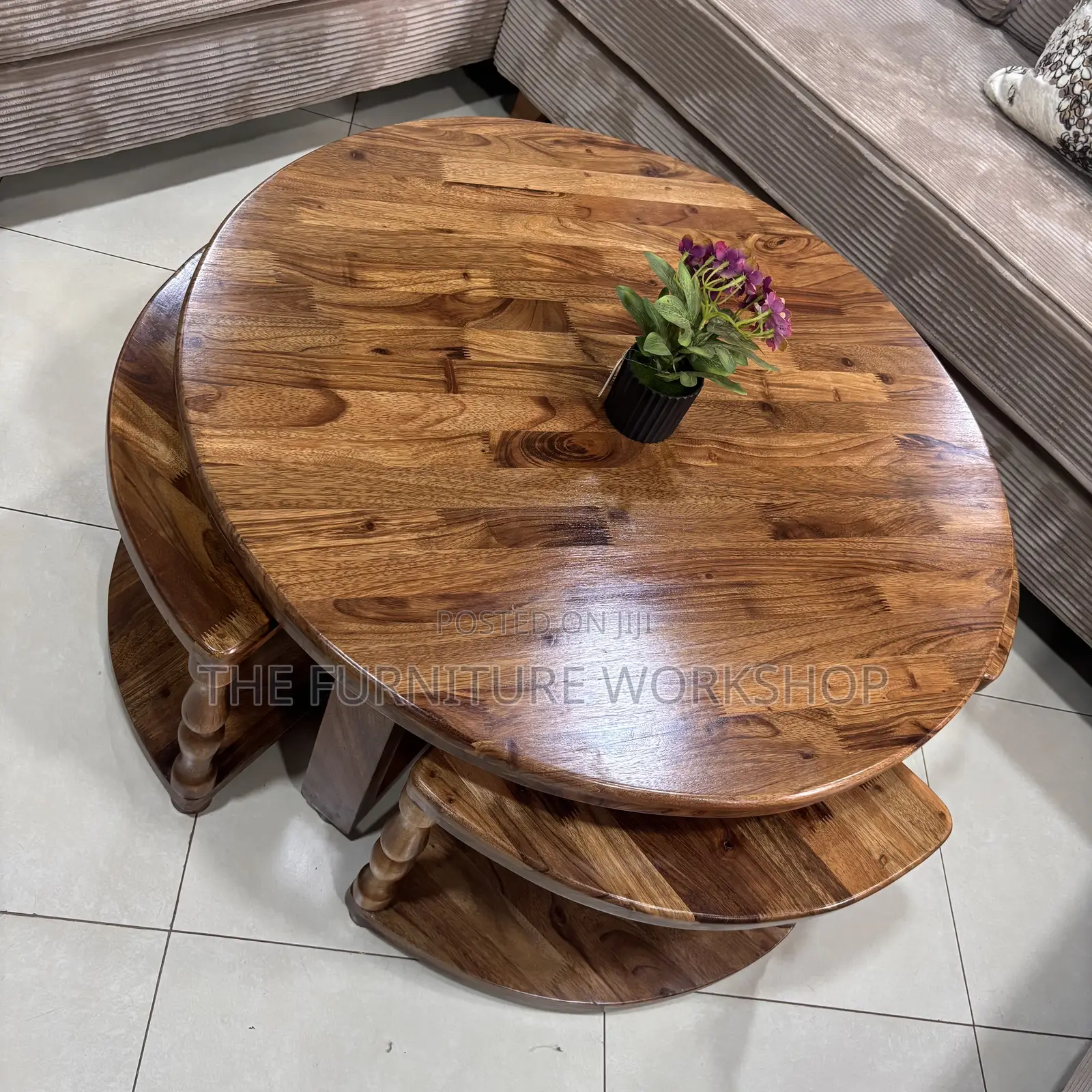 Center Table Mugavu With 4 Small Ones