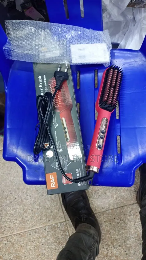 Hair Straightening - Ionic Fast Heating Thermal Brush 950 Degrees