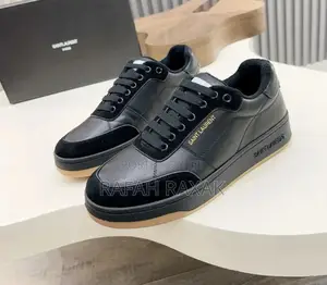 A Luxury Low Top Saint Laurent Sl 61 Sneakers