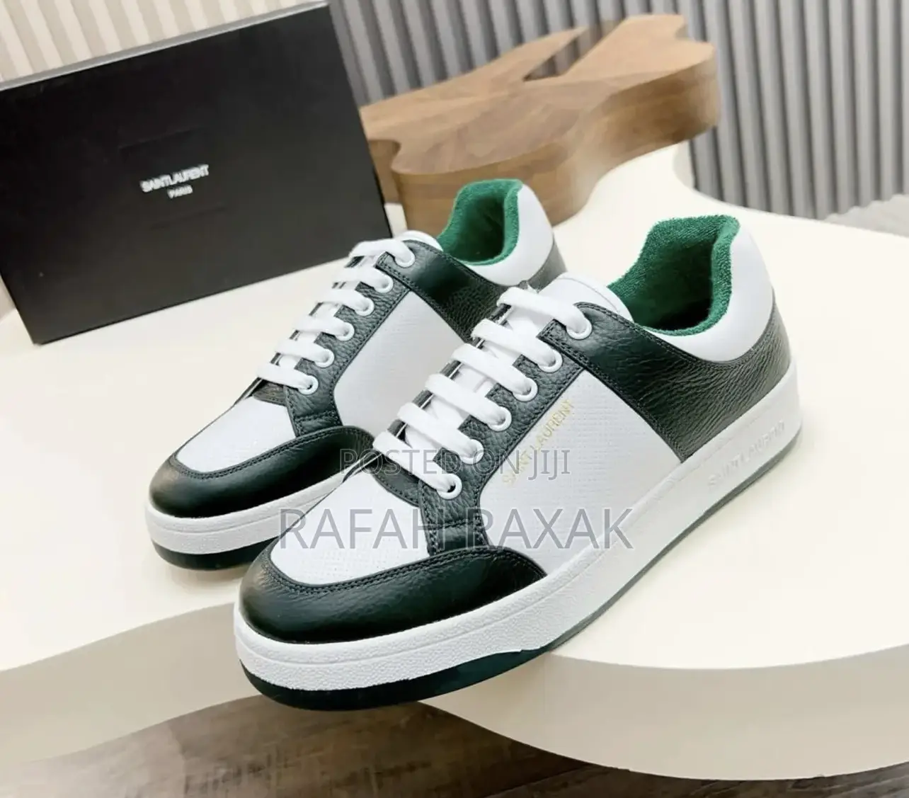 A Luxury Low Top Saint Laurent Sl 61 Sneakers