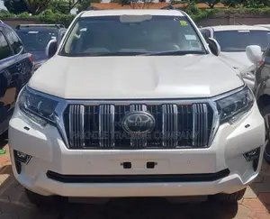 Toyota Land Cruiser Prado 2019 White
