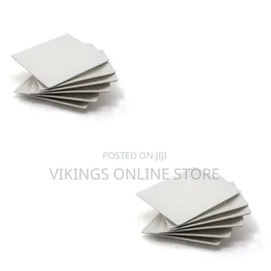 6 Pieces of Square Checked Plates -White