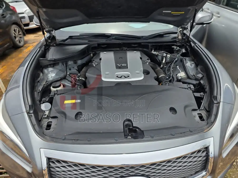 Nissan Fuga 2017 Gray