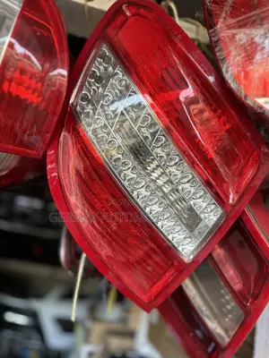 Mercedes W204 Taillight Hash-Back