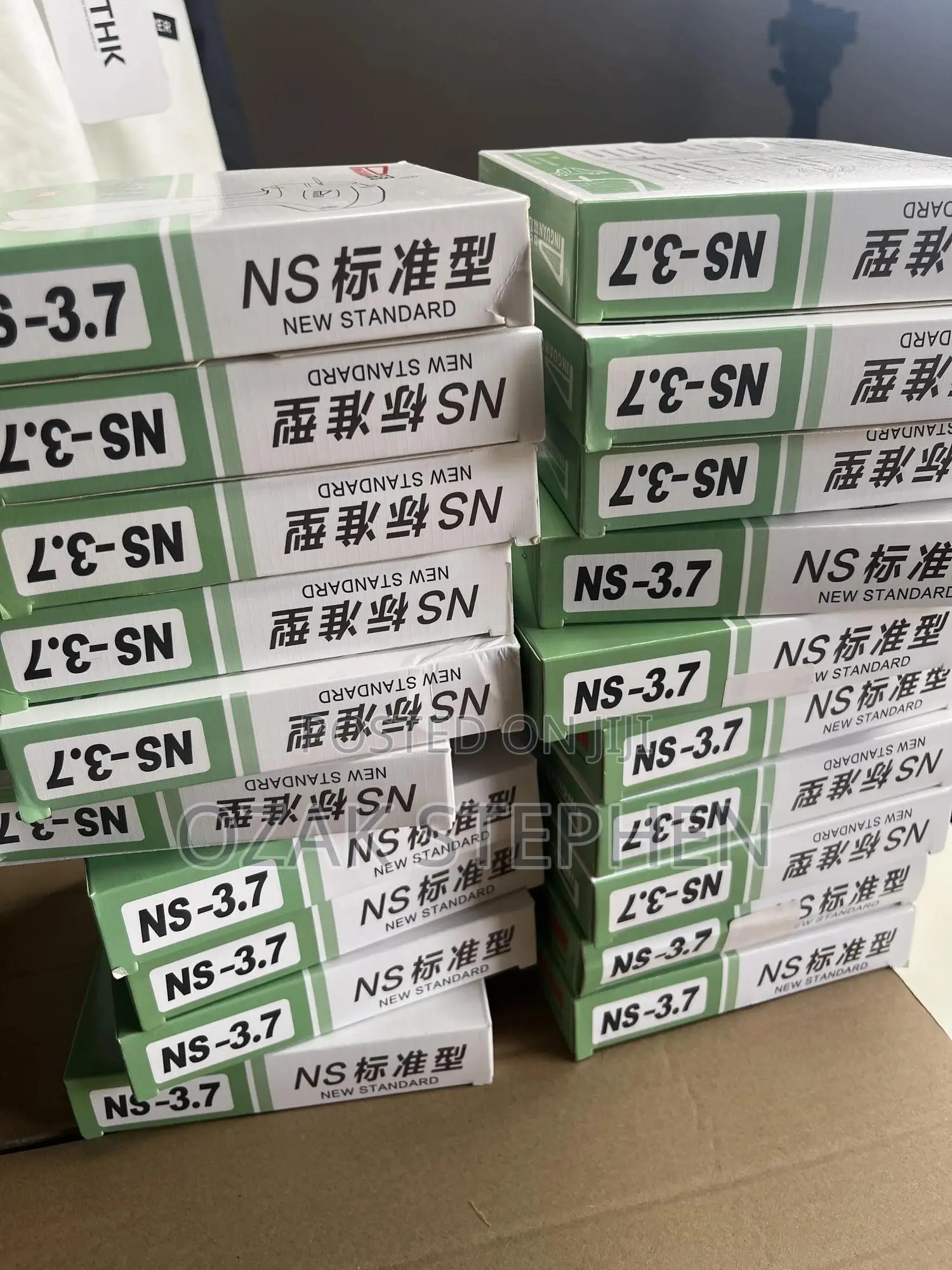 Clothes Tagging Gun + 70mm Tag Pins.