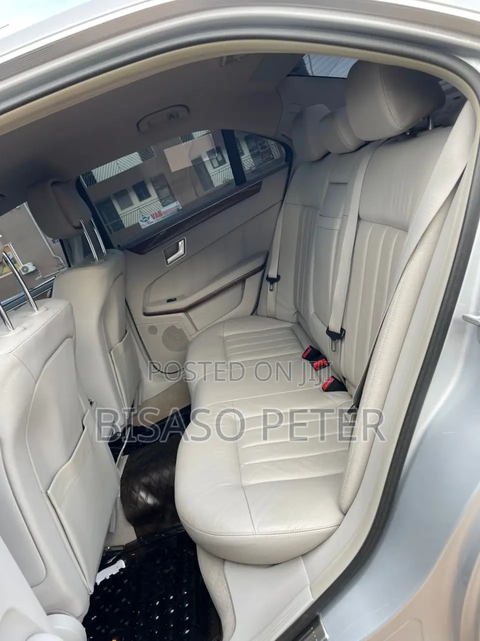 Mercedes-Benz E300 2011 Silver