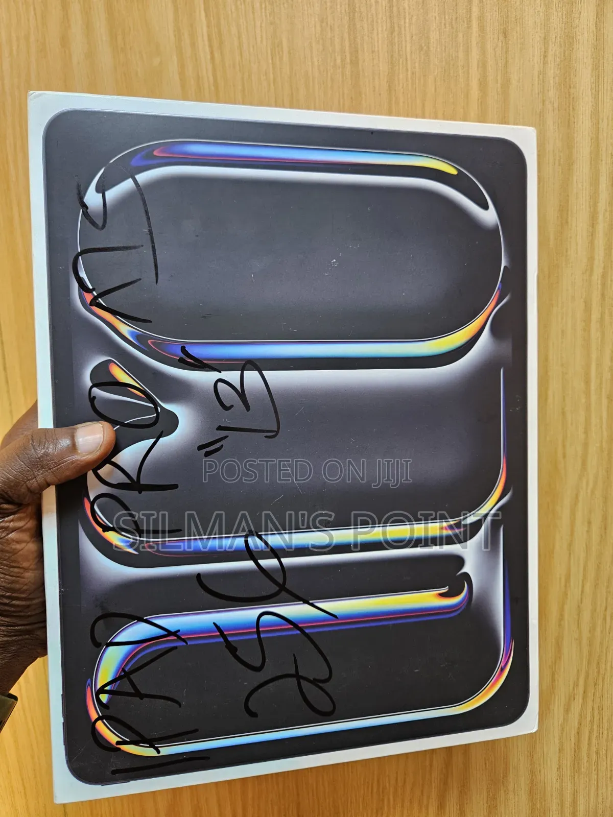 New Apple iPad Pro 13 (2025) 256 GB Black