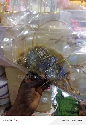 Golden Bridal Fan. Bridal Fan