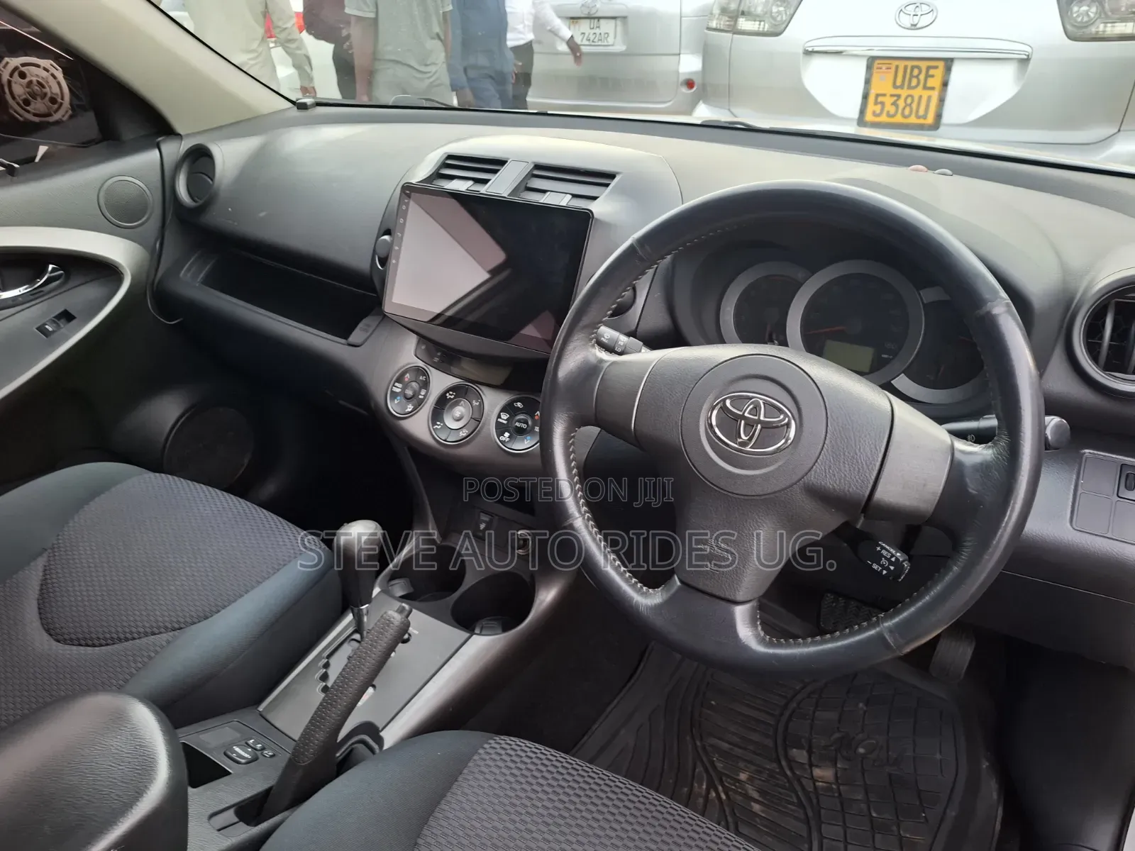 Toyota RAV4 2011 White