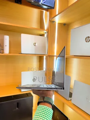 Laptop Dell XPS 13 9360 8GB Intel Core i7 SSD 256GB