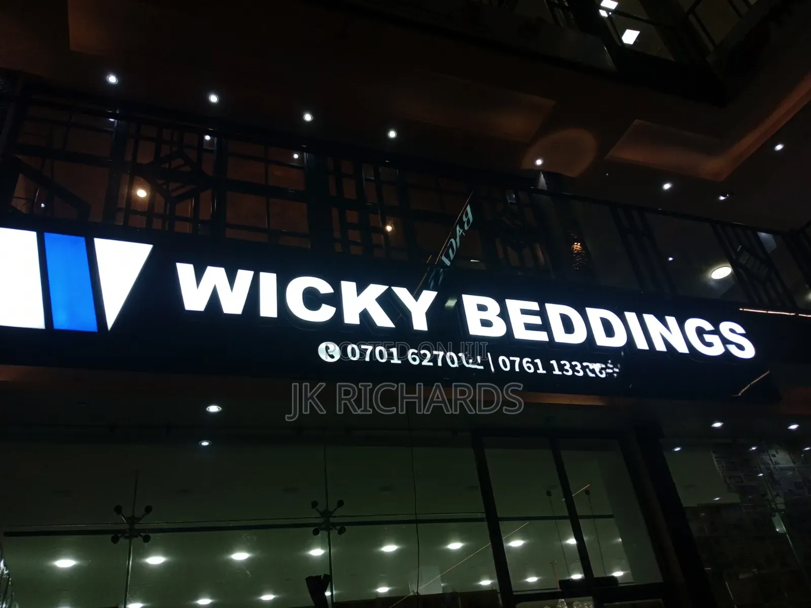 3d and 2d Signs