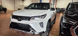 New Toyota Fortuner 2025 White