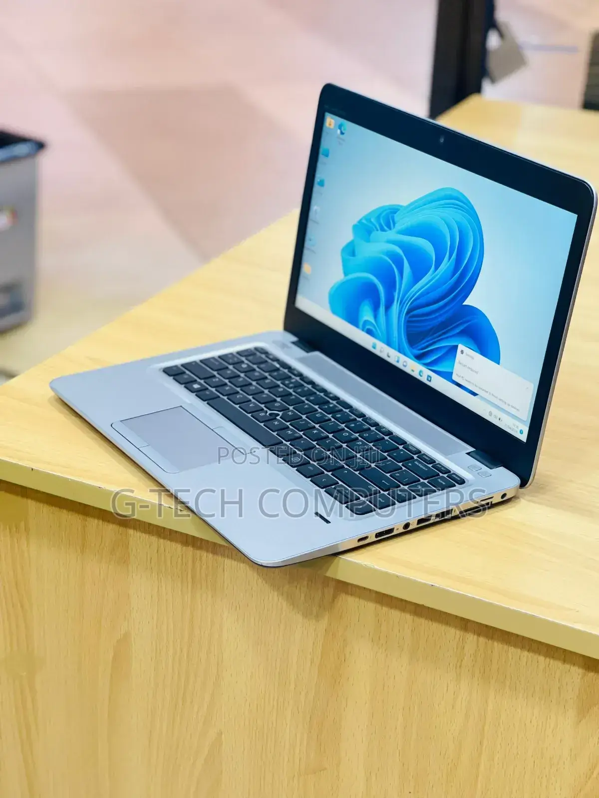 New Laptop HP EliteBook 840 G3 8GB Intel Core i5 SSD 256GB