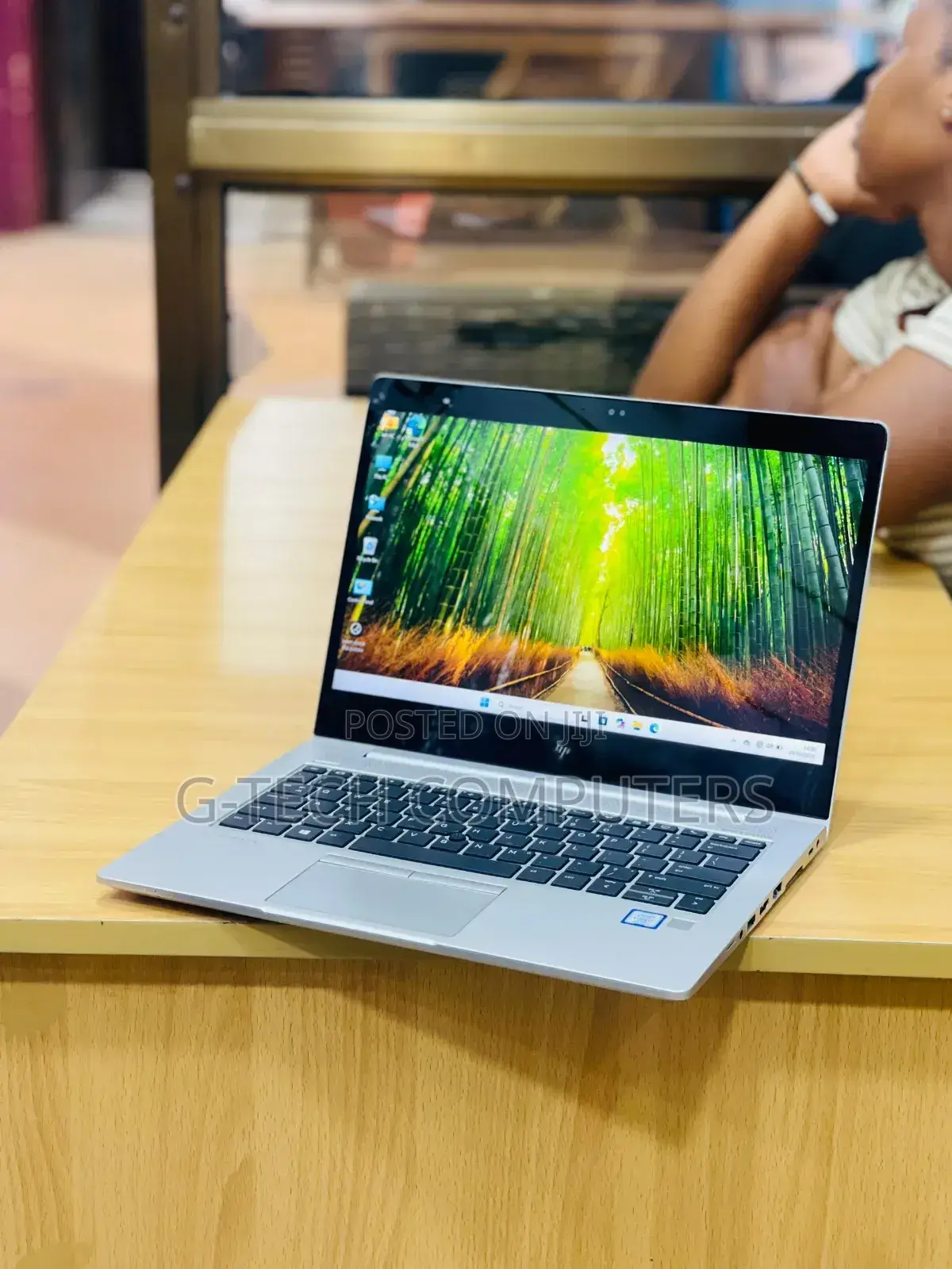 New Laptop HP EliteBook 830 G5 8GB Intel Core i7 SSD 256GB