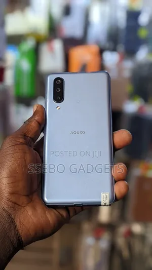 Sharp Aquos Zero 5G Basic 128 GB Purple