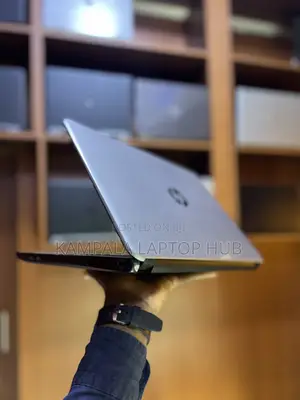 Laptop HP 340s 8GB Intel Core i3 HDD+SSD 500GB