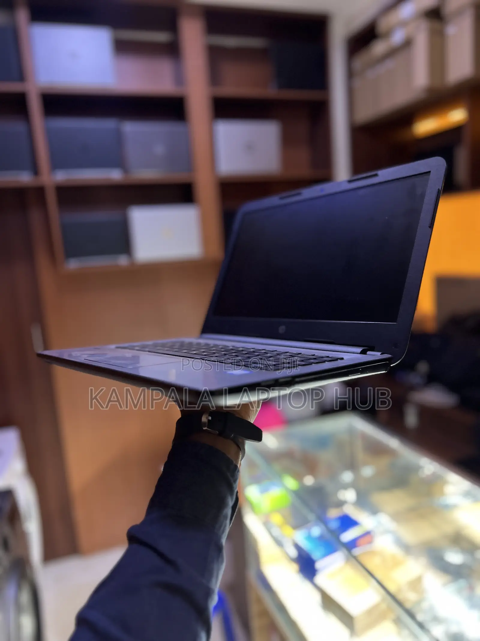 Laptop HP 340s 8GB Intel Core i7 SSHD (Hybrid) 500GB