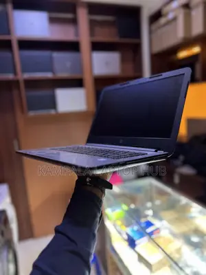 Laptop HP 340s 8GB Intel Core i7 SSHD (Hybrid) 500GB