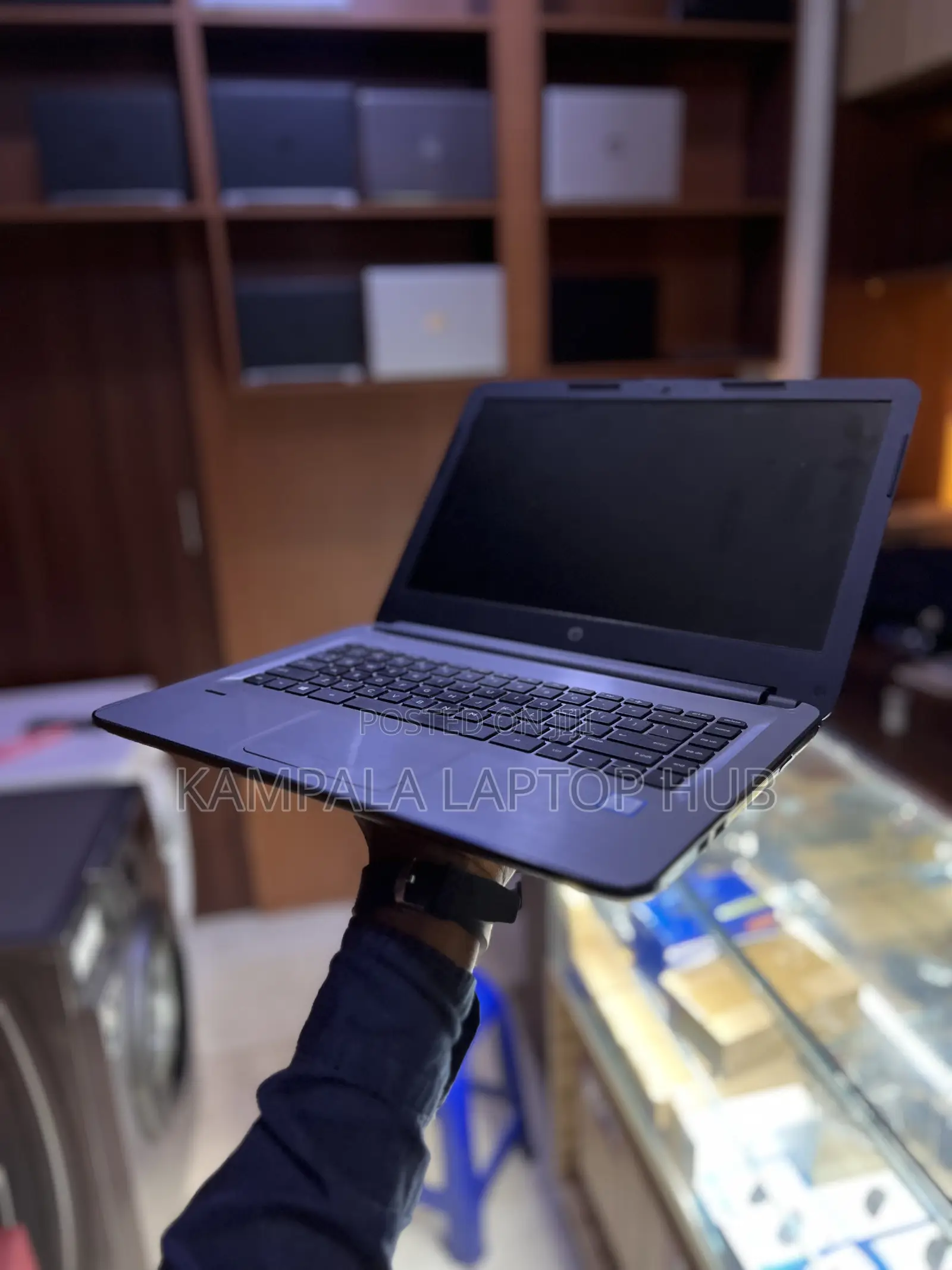 Laptop HP 340s 8GB Intel Core i7 SSHD (Hybrid) 500GB