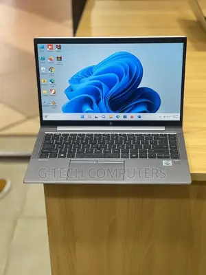 New Laptop HP ZBook Firefly 14 G7 16GB Intel Core i5 SSD 256GB