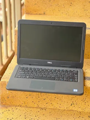 Laptop Dell Latitude 3301 4GB Intel Core i3 HDD 500GB