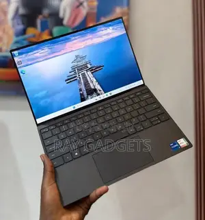 New Laptop Dell XPS 13 9370 16GB Intel Core i7 SSD 512GB