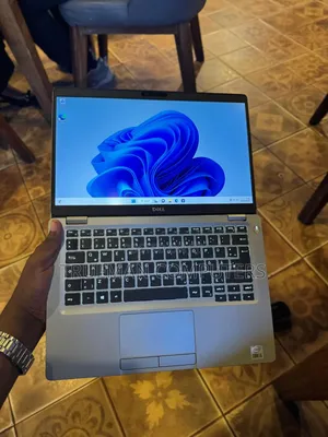 Laptop Dell Latitude 5310 8GB Intel Core i5 SSD 256GB