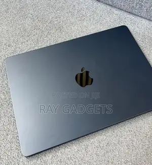 New Laptop Apple MacBook Pro 2024 M3 14-inch 16GB Apple M4 SSD 512GB