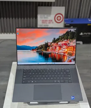 New Laptop Dell Precision 5690 16GB Intel Core i9 SSD 512GB