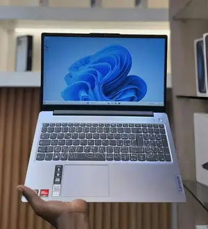 New Laptop Lenovo IdeaPad S10-3 8GB AMD Ryzen 3 SSD 256GB