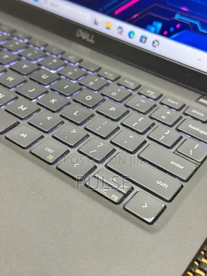 Laptop Dell Latitude 7410 16GB Intel Core i5 SSD 256GB
