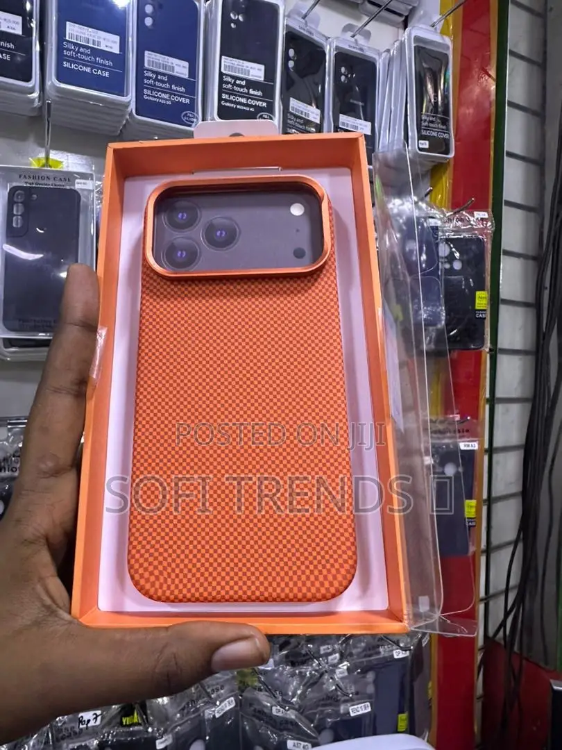 Apple iPhone 17prom Max Phone Covers