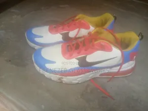 Sneaker for Sale