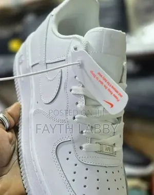 Nike Air Force 1 Sneakers