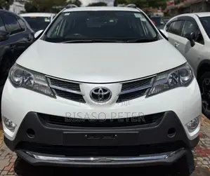 Toyota RAV4 2014 White