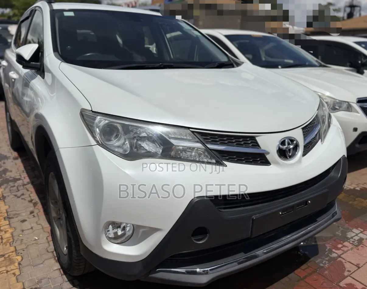 Toyota RAV4 2014 White