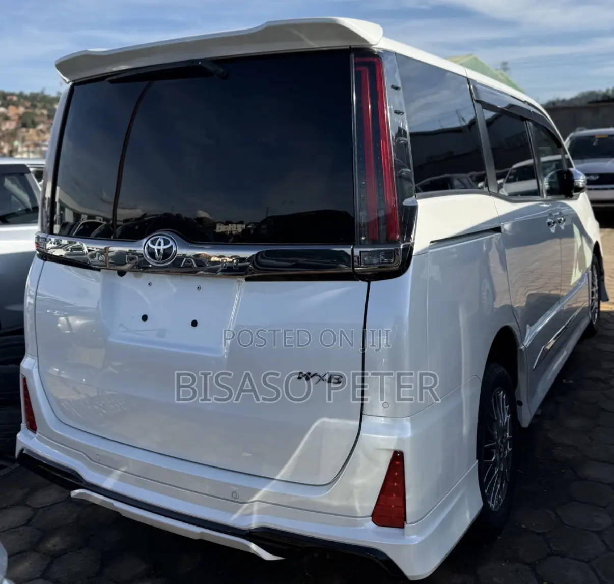 Toyota Noah 2020 White