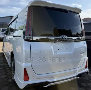 Toyota Noah 2020 White