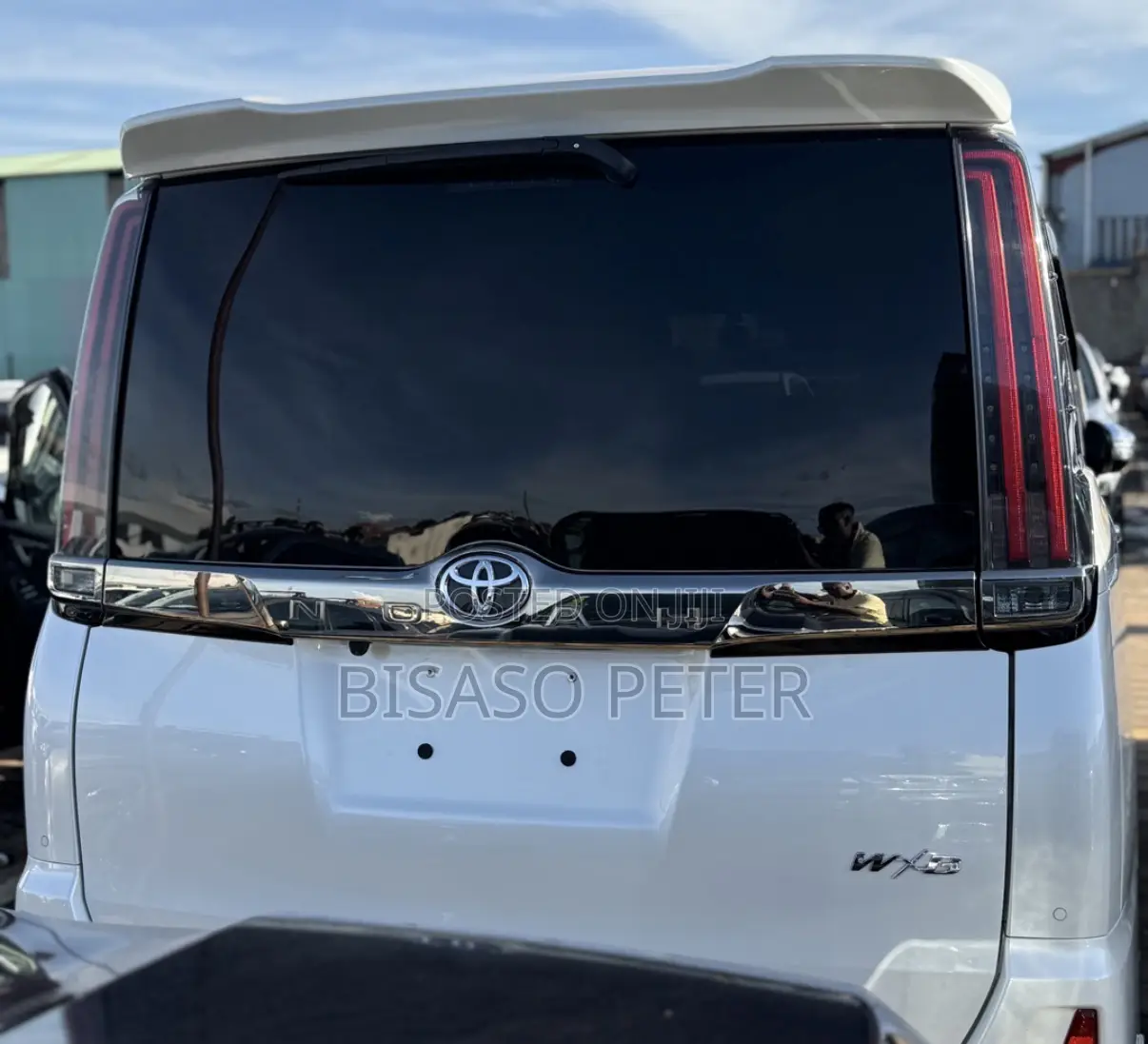 Toyota Noah 2020 White