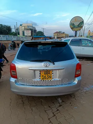 Toyota Corolla Fielder 2011 Silver