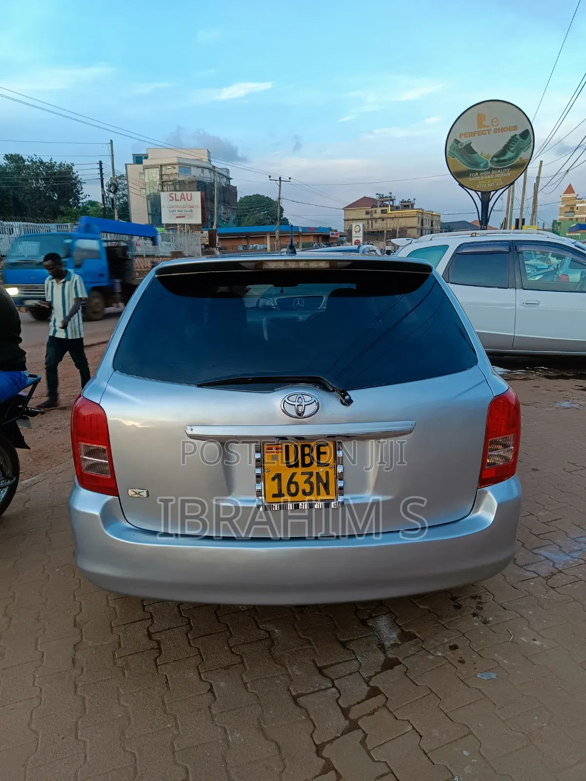 Toyota Corolla Fielder 2011 Silver