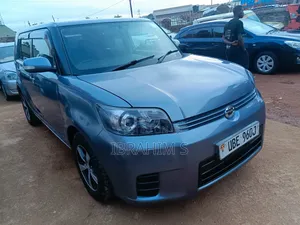 Toyota Corolla Rumion 2010 Blue