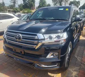 Toyota Land Cruiser 2018 Black