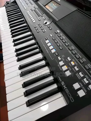 Yamaha PSR-Sx600 Digital Keyboard.