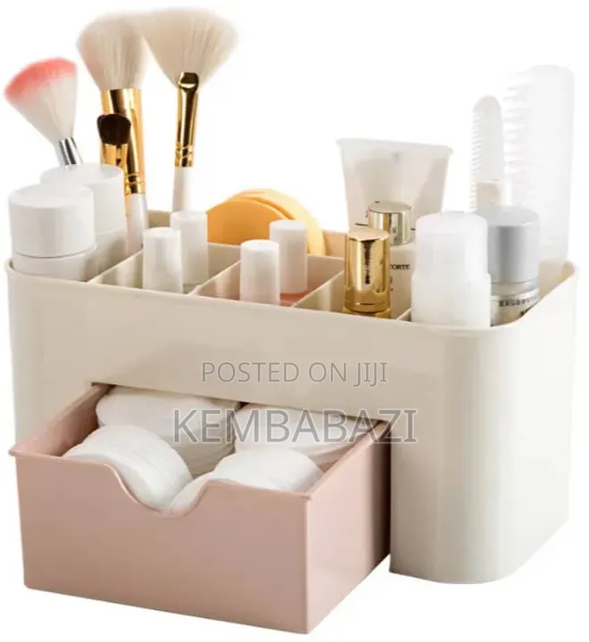 Cosmetics Make Up Organizer